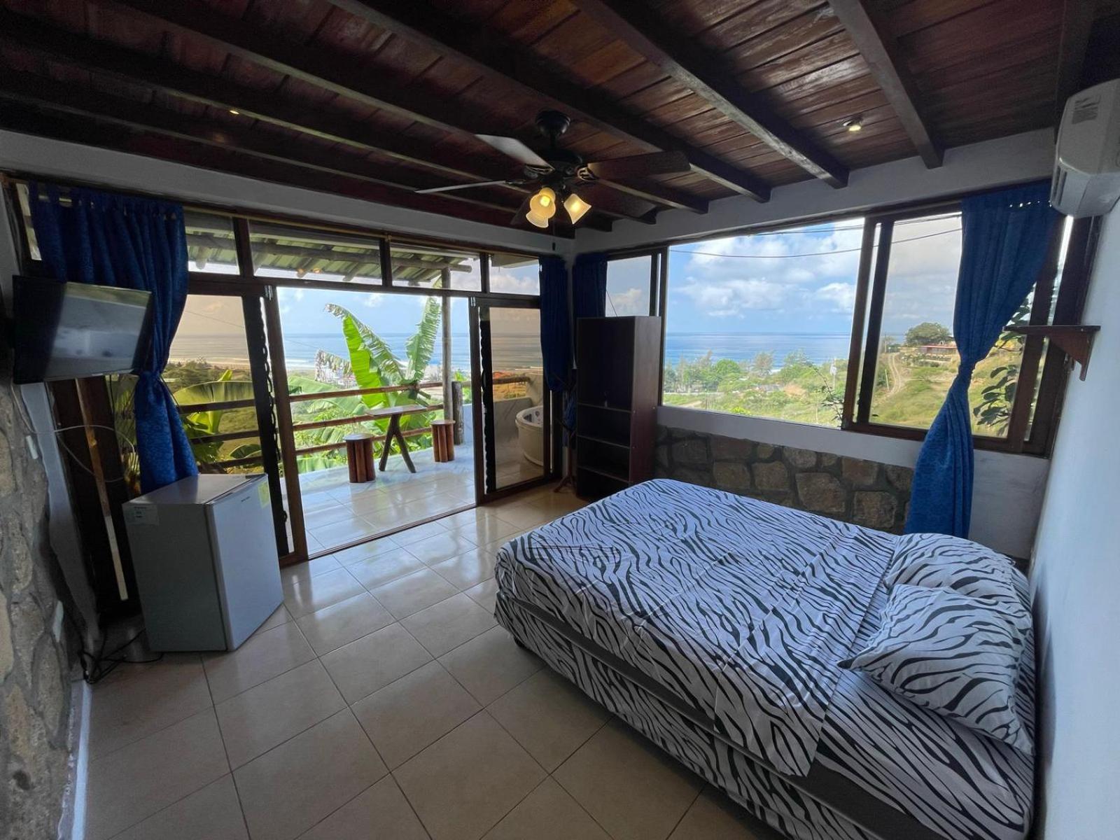 Punta Hills Montanita Hotel Ngoại thất bức ảnh